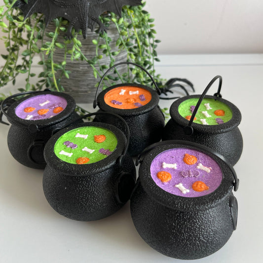 Halloween Cauldron Bath Bomb