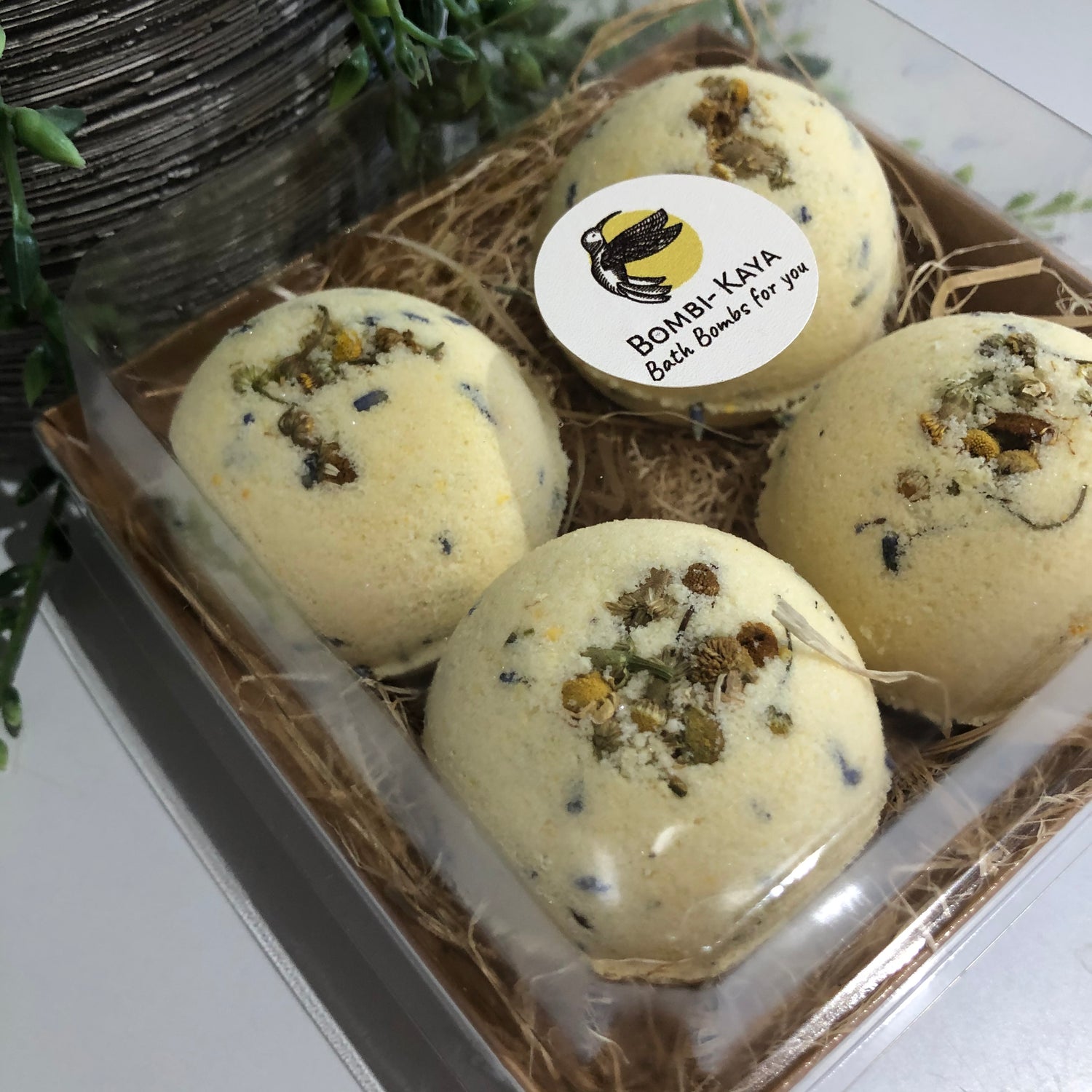 Golden comfort home pack bath bombs