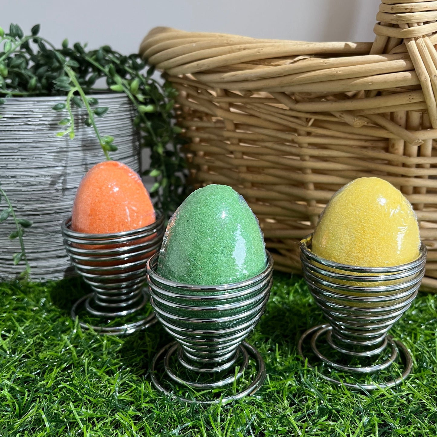 Easter Egg Bath Bomb Singles