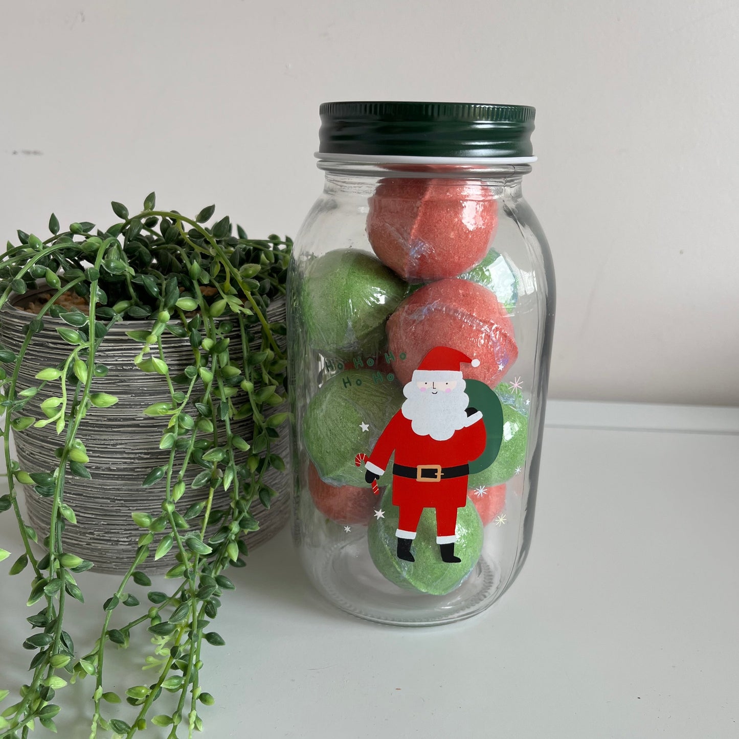 Mini Bath Bombs Christmas Jar