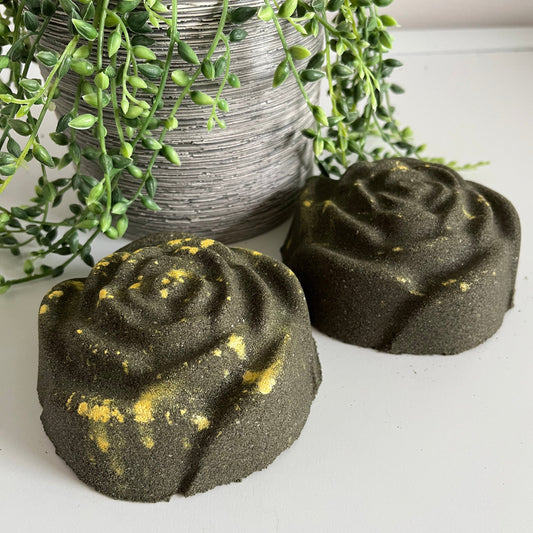 Black Velvet rose bath bomb