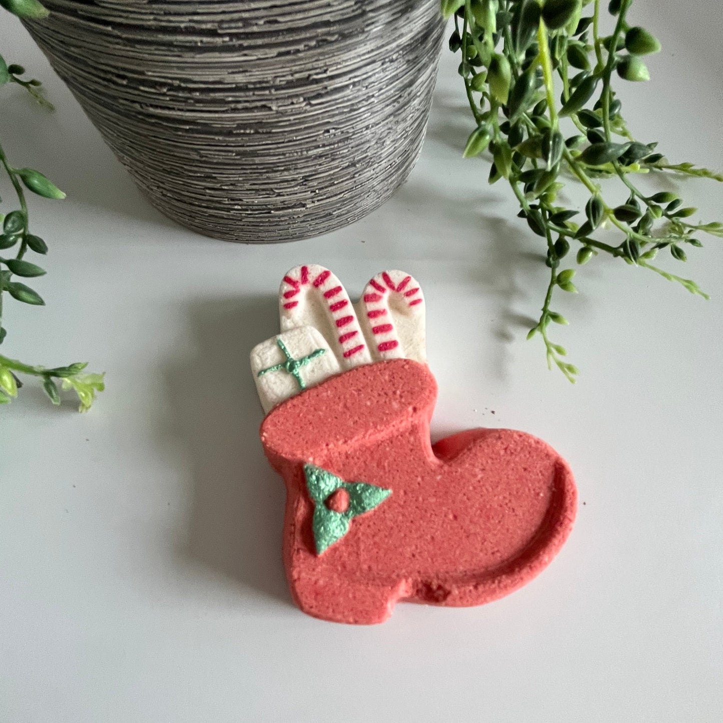 Santas Gift Boot Shaped Bath Bomb