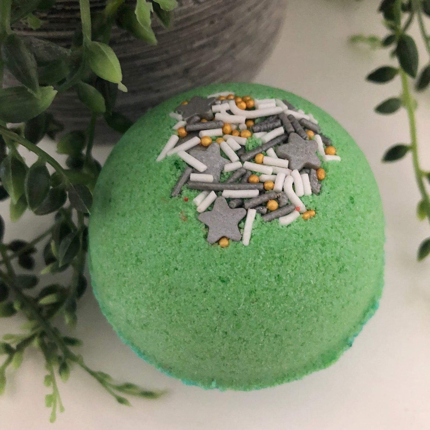 Pine Needles Bath Bomb