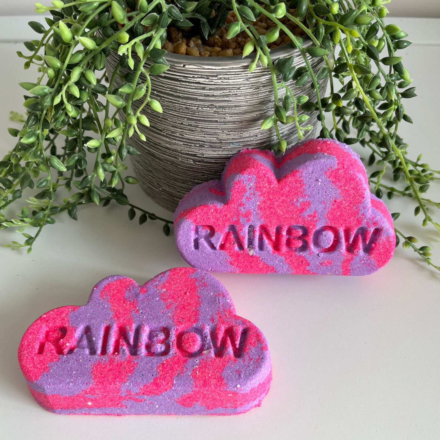 Rainbow cloud bath bomb pink