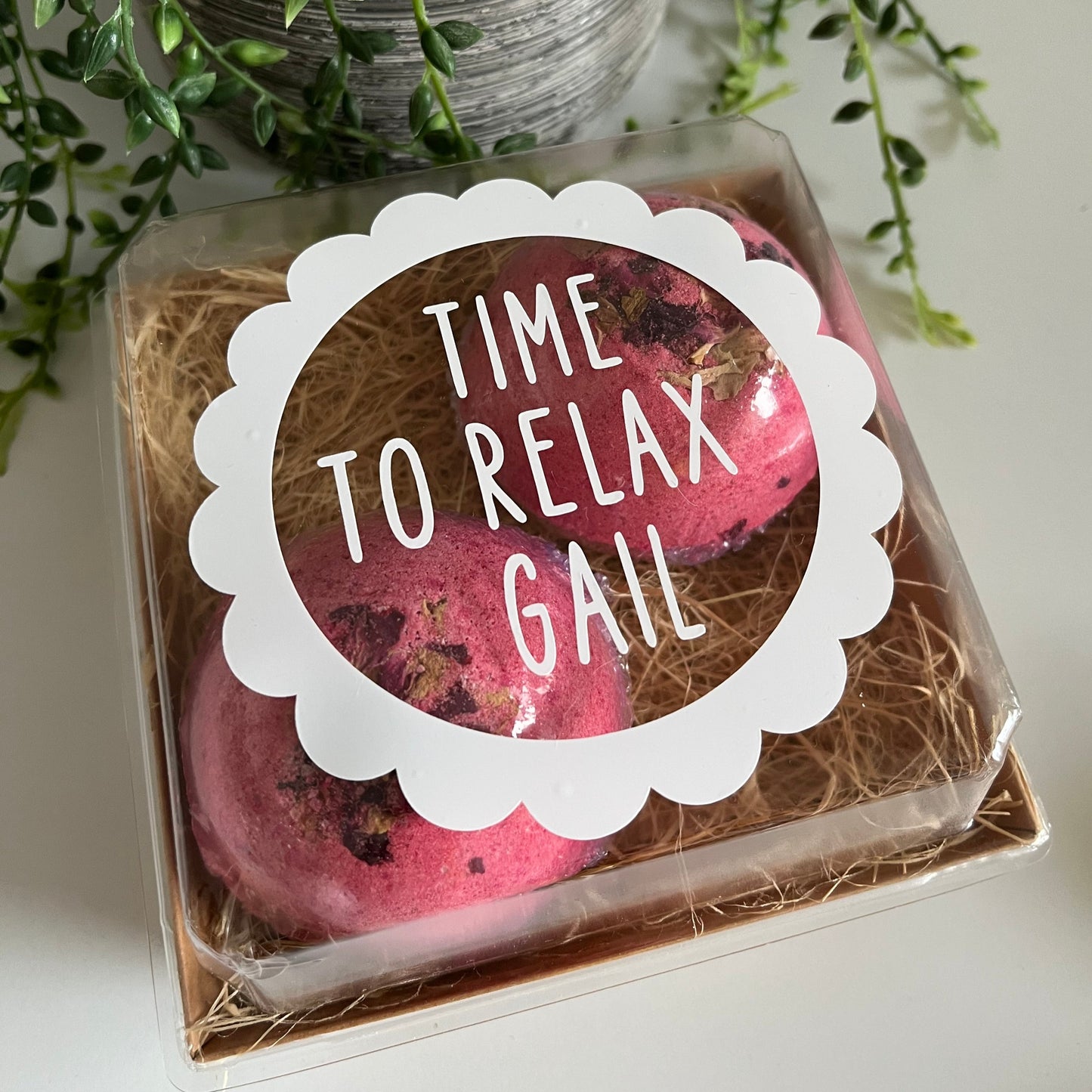 Personalised Circle "It's Time To Relax" Gift Box