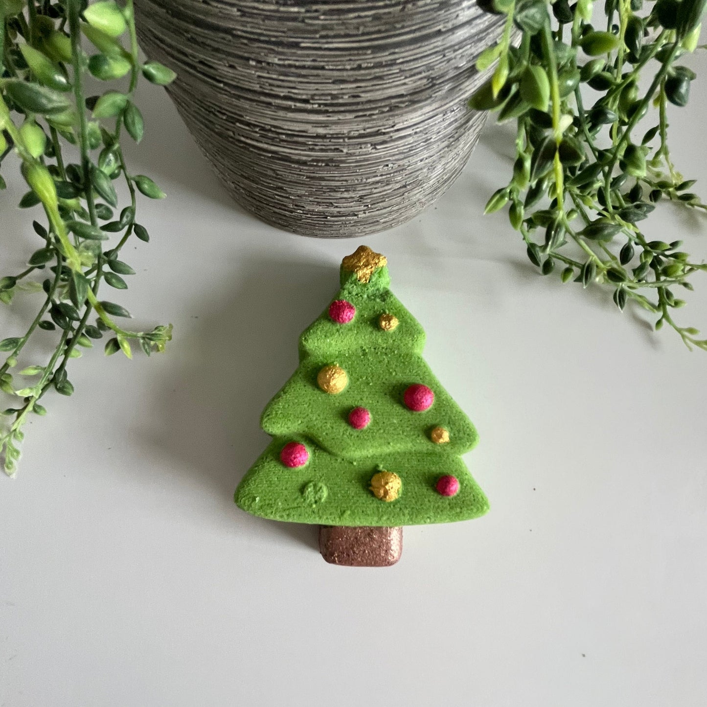 Christmas Tree Shaped Bath Bomb